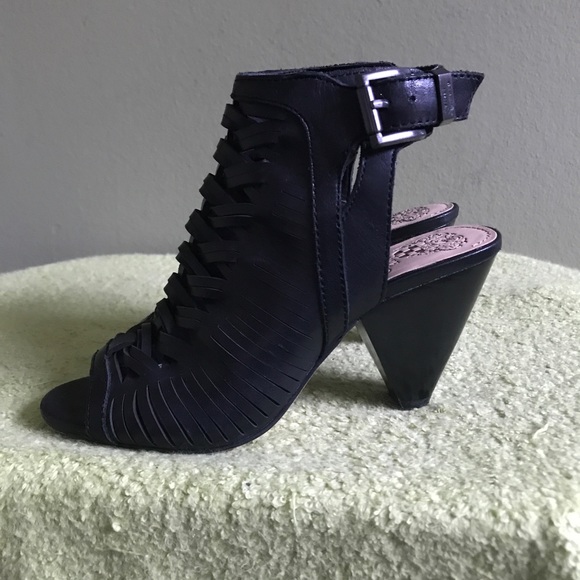 Vince Camuto Emore Black Leather Heel Sandals - Picture 4 of 9